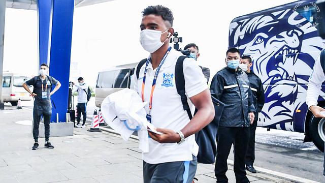 中超倒计时，里昂集结日完成体检，细节引发关注，震撼外界，训练强度明显提升的简单介绍爱游戏娱乐空间